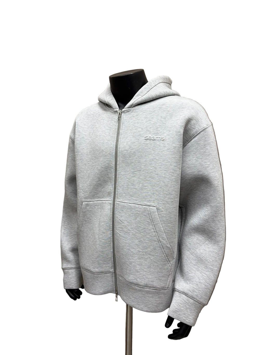 Seams Signature Scuba