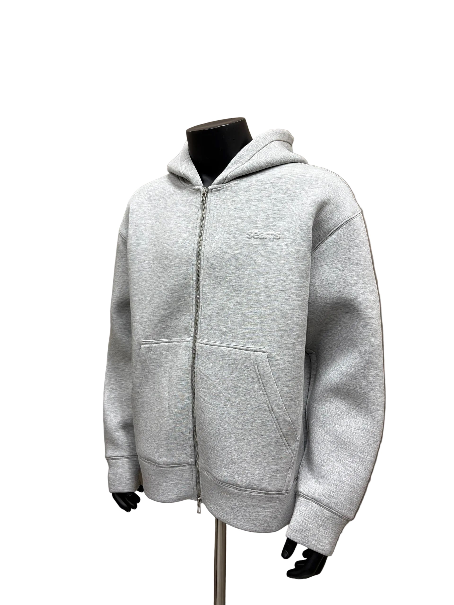 Seams Signature Scuba